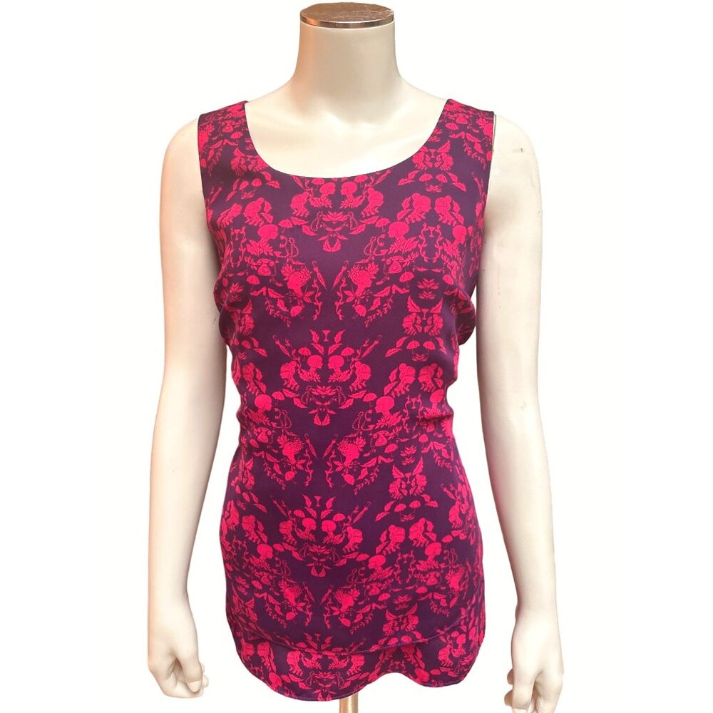 Cabi Red Floral Layered Sleeveless Blouse All Polyester Top Stylish Comfortable